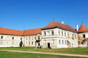 Bilete la PREŢ REDUS pentru festivalul ELECTRIC CASTLE