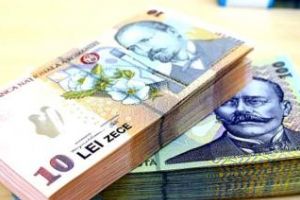 Oficial BNR susţine că vine criza. Economia nu mai poate creşte numai pe consum şi imobiliare