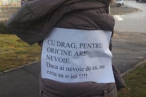 Acţiune caritabilă în centrul oraşului. Sătmărenii, aşteptaţi să doneze haine