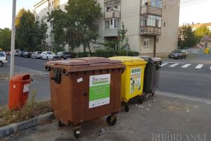 Selectaţi, selectaţi, selectaţi! De anul viitor, proiectul pilot de colectare selectivă în trei fracţii ar putea fi extins în întreg oraşul