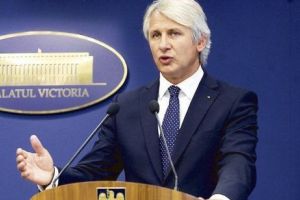 Ce se întâmplă cu SALARIILE: Teodorovici a făcut anunţul CUMPLIT! 