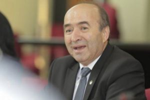 TOADER îi „râde în faţă” lui IOHANNIS. Ministrul Justiţiei, răspuns SARCASTIC pentru preşedinte