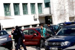 ACUM – Traficanţi de ETNOBOTANICE, călcaţi de mascaţi!