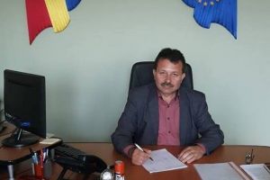 Primarul din Păuleşti a câştigat în instanţă. Va fi repus în funcţie!