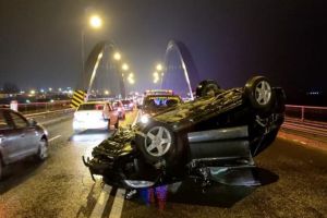 FOTO/VIDEO. Măcel pe şosea! Un bărbat din Negreşti Oaş a omorât 3 oameni şi a fugit!