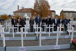 O delegaţie din Putna a fost prezentă în Franţa, la Montmormillon, la manifestările ...