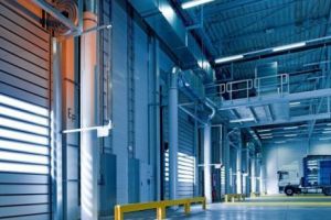 O mare COMPANIE face CONCEDIERI masive. Cum vor fi afectaţi angajaţii din ROMÂNIA