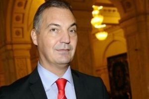 CV-ul, AVEREA şi PROBLEMELE lui MIRCEA DRĂGHICI