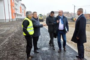 Blocurile ANL din Calea Aradului au fost preluate în plin şantier al străzii Balogh Istvan (FOTO)