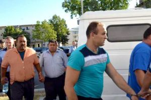 Alţi stăpâni de sclavi băgaţi la răcoare