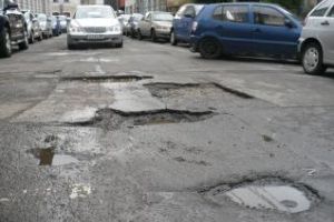 Cluj-Napoca: Topul străzilor cu gropi, care trebuie reparate. Sondajul este în derulare