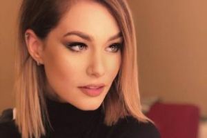 Feli a născut o fetiţă. Prima poză cu cea mică FOTO