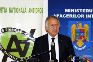 Reacţii şocante după demiterea şefului Antidrog! E un BUFON. Lucruri ascunse ies la iveală! Ce spune Ministrul Sănătăţii
