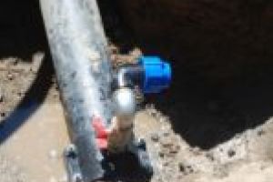 Economii redistribuite! Primarul Francisc Boldea vrea 12 milioane de lei pentru branşamente la reţeaua de apă