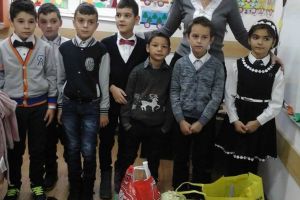 Acţiune de suflet, la Negomir, organizată de elevi şi profesori