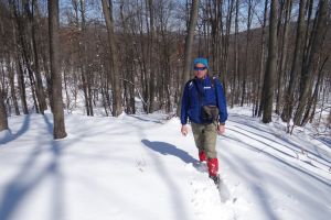 Un rădăuţean a refăcut, pe jos, traseul Avionului Unirii, Bacău – Blaj