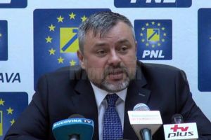 Trecerile la nivel cu calea ferată de pe ruta Dorneşti – Putna, în atenţia deputatului ...