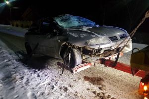 Avea o alcoolemie incompatibilă până şi cu mersul pe jos, însă a urcat la volan şi a provocat un accident rutier