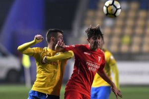 Derby cu pirotehnie şi nebunie!