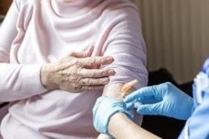 Veste extraordinară în domeniul medicinei! Un nou vaccin ar putea reduce numărul cazurilor de Alzheimer la jumătate