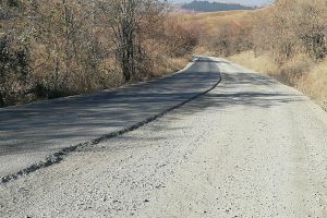 Drumul DJ 107 M Luna de Sus-Băişoara, coşmarul şoferilor (VIDEO)