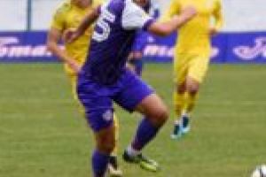 ACS Poli a depăşit parţial pasa neagră. Alb-violeţii au remizat cu CS Mioveni