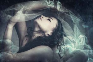 Femeile de care bărbaţii se îndrăgostesc iremediabil. Tu ce zodie eşti?