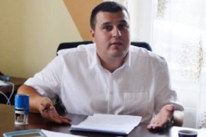 PRIMARUL stăpânilor de SCLAVI, în PERICOL SĂ-ŞI PIARDĂ MANDATUL