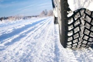 Cum să nu te păcăleşti cu anvelopele de iarnă. E un COD