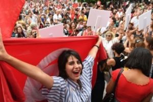 Moment istoric într-o ţară musulmană. Femeile urmează să aibă drepturi egale la moştenire cu bărbaţii