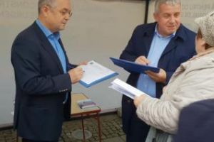 Boc mai dă o palmă Guvernului PSD, care pedepseşte Clujul. Semnături pentru Spital