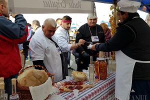 Festivalul „D’ale Porcului”, la ERA Park: 17 echipe se întrec în prepararea mâncărurilor din carne de porc (FOTO/VIDEO)