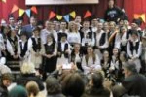 Marea Unire, pusă în scenă la Teregova! După mărturiile bătrânilor satului!