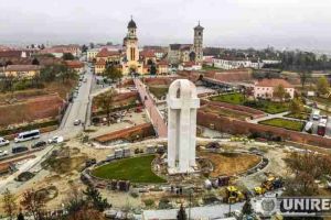 Ministrul Breaz, impresionat de Monumentul Marii Uniri. El a făcut o vizită de lucru sâmbătă, la Alba Iulia.