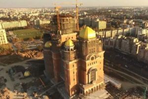 AMENDĂ pentru Catedrala Mântuirii Neamului! Cât va plăti contructorul şi ce greşeală a făcut