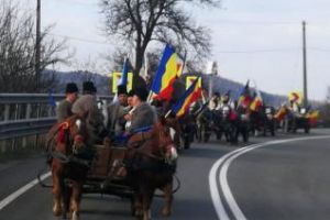 Convoiul călăreţilor de la Sighetu Marmaţiei străbate Clujul spre Alba - FOTO