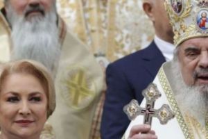 Mesajul premierului DĂNCILĂ. Ce le transmite ROMÂNILOR cu ocazia SFINȚIRII CATEDRALEI