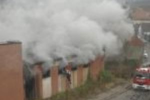 NEWS ALERT. Incendiu puternic în zona centrală a Reşiţei!