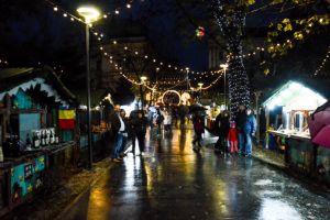 Aradul s-a îmbrăcat în haine de sărbătoare! Care sunt noutăţile ILUMINATULUI FESTIV din acest an