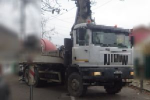 Strada din Constanta blocata de o betoniera. Ce masuri au luat politistii locali si ce risca persoana care a blocat strada
