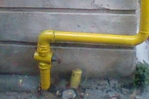 Țeavă de gaz fisurată pe strada Ștefan Mironescu