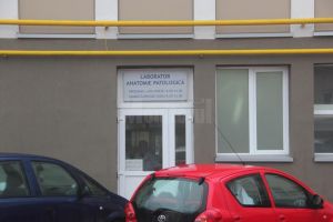 Doi bătrâni, soţ şi soţie, au murit în locuinţă, intoxicaţi cu monoxid de carbon