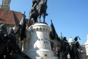 Fostele GRAJDURI IMPERIALE din Cluj se fac sedii de firmă. Vor fi şi sute de APARTAMENTE