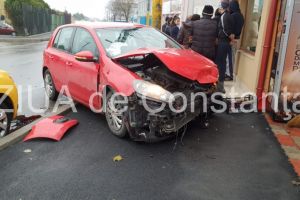  Accident langa Cimitirul Central din Constanta. Cu masina in peretele casei mortuare
