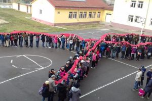 Elevii Liceului Teoretic Mihail Kogalniceanu, implicati activ in prevenirea maladiei secolului