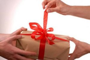 CADOU de CRĂCIUN special! Cum se poate TRANSFORMA un simplu BUCHET într-un DIAMANT