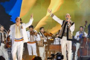 Spectacolul  extraordinar GLASUL  UNIRII, ÎN INIMA ROMÂNIEI, la Sfântu Gheorghe  „Vreau să înţeleagă toată lumea că limba românească, muzica românească şi tradiţiile româneşti sunt cele mai frumose din lume”- Nicolae Botgros