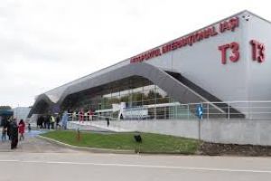 Aeroportul International Iasi,o noua etapa de modernizare.În perioada Sărbătorilor de Iarnă, managerii Aeroportului Internaţional Iaşi vor deschide ofertele pentru master planul destinat dezvoltării aerogării.