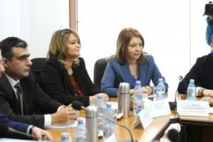 CANCERUL JUSTIŢIEI din România. De unde porneşte şi cum se propagă? Celebrul sistem PCR: Pile, Cunoştinţe şi Relaţii