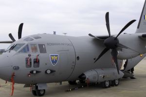 Copil cu arsuri grave, transportat la Bucureşti cu aeronavă MApN